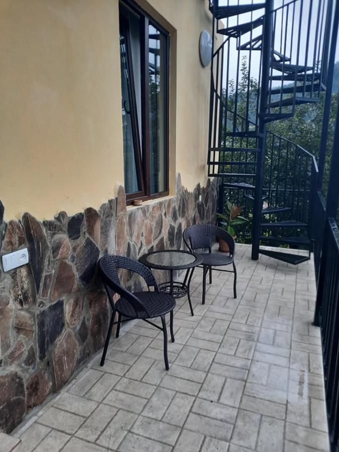Guest House Bochora Borjomi Exteriör bild