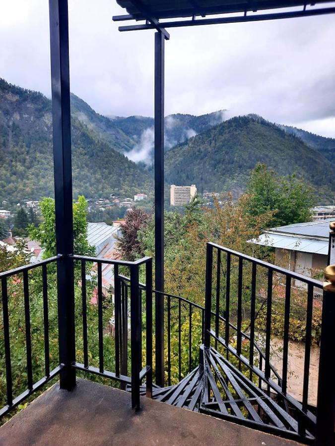 Guest House Bochora Borjomi Exteriör bild